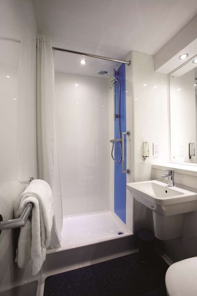 Travelodge Кеттерінг Номер фото